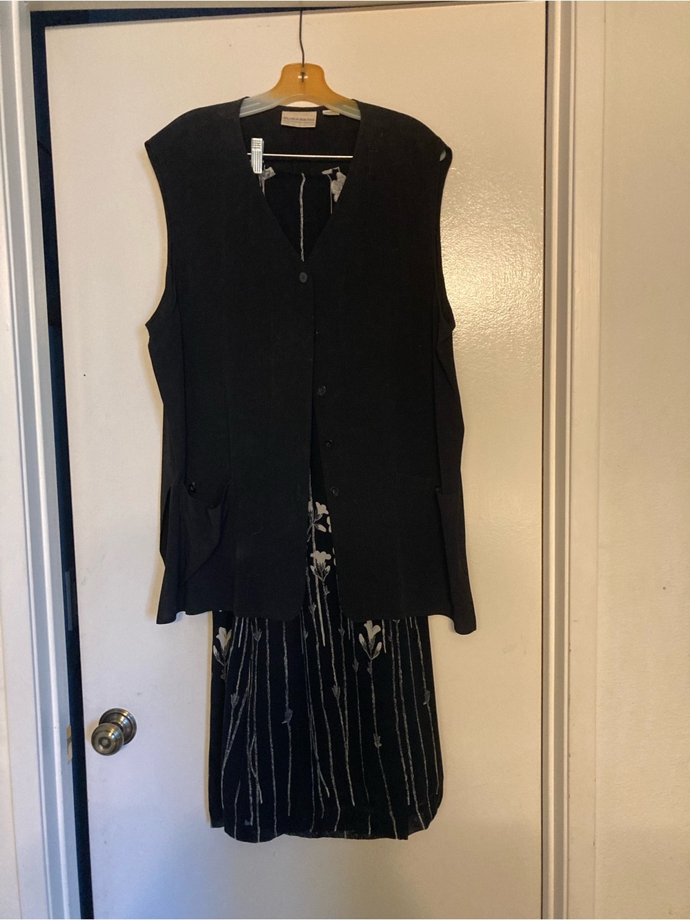 Black Sleeveless Button Front long vest with Patterned long Skirt